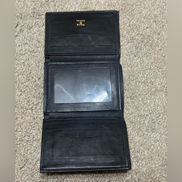 Rolfs Black Leather Cowhide Tri-Fold Wallet with ID Window - Picture 3 of 13